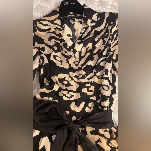 Zara Black and Tan Wrap Dress with Notched Collar - Picture 6 of 9